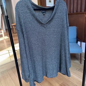 Torrid Gray V-Neck Women's Sweater